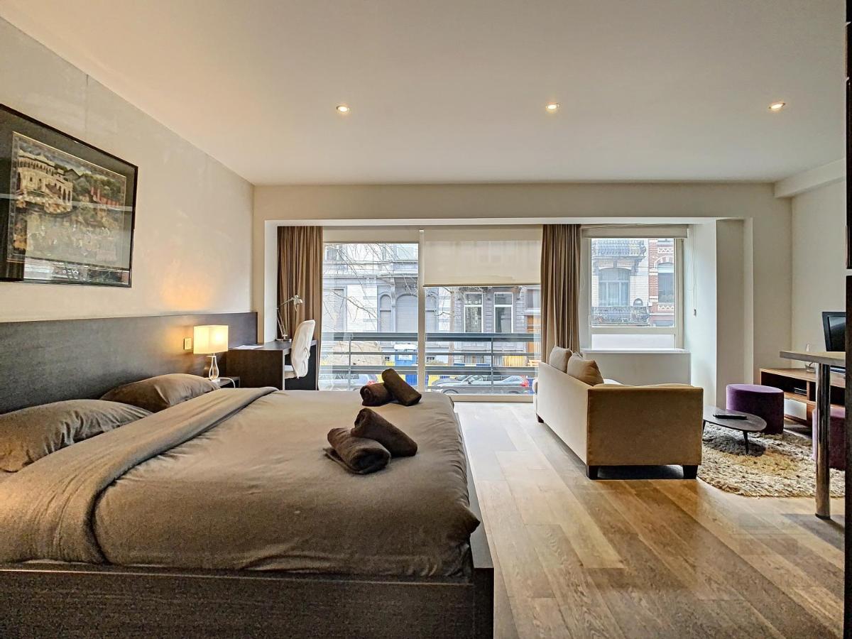 Flat Moliere Apartment Brussel Bagian luar foto
