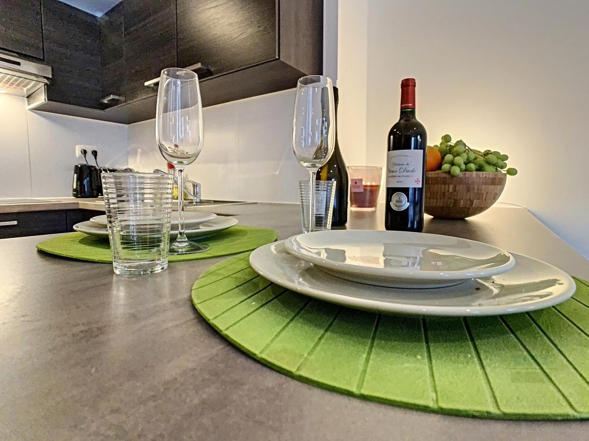 Flat Moliere Apartment Brussel Bagian luar foto