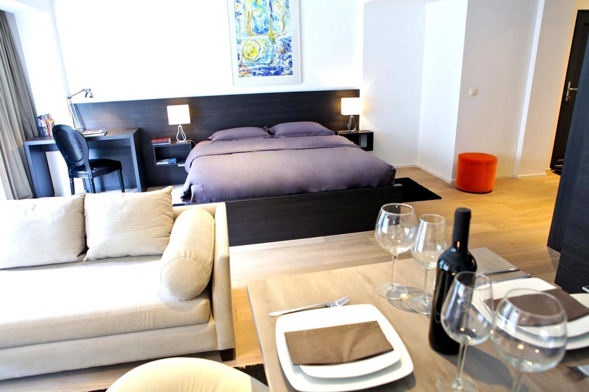 Flat Moliere Apartment Brussel Bagian luar foto