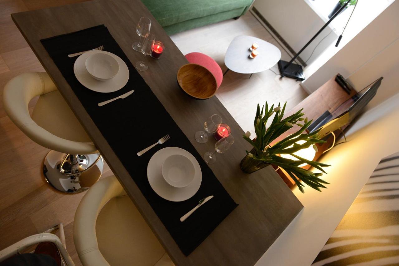 Flat Moliere Apartment Brussel Bagian luar foto