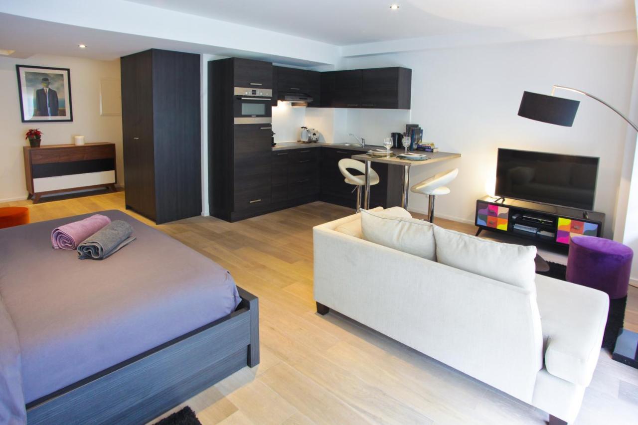 Flat Moliere Apartment Brussel Bagian luar foto